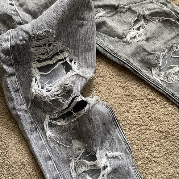 Gray Ripped Jeans - Picture 2 of 6